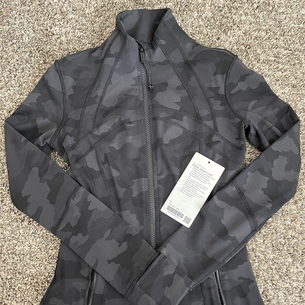 Lululemon Define Jacket in Luon material!